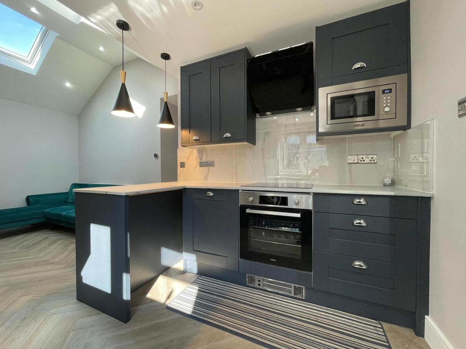 Appartement Stunning Semi Detached In West Wimbledon Londres